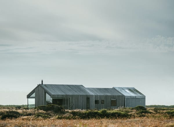 Living Architecture: Eco-Friendly Retreats in the UK